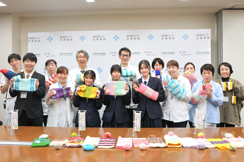 高校生と近森会グループ職員との集合写真